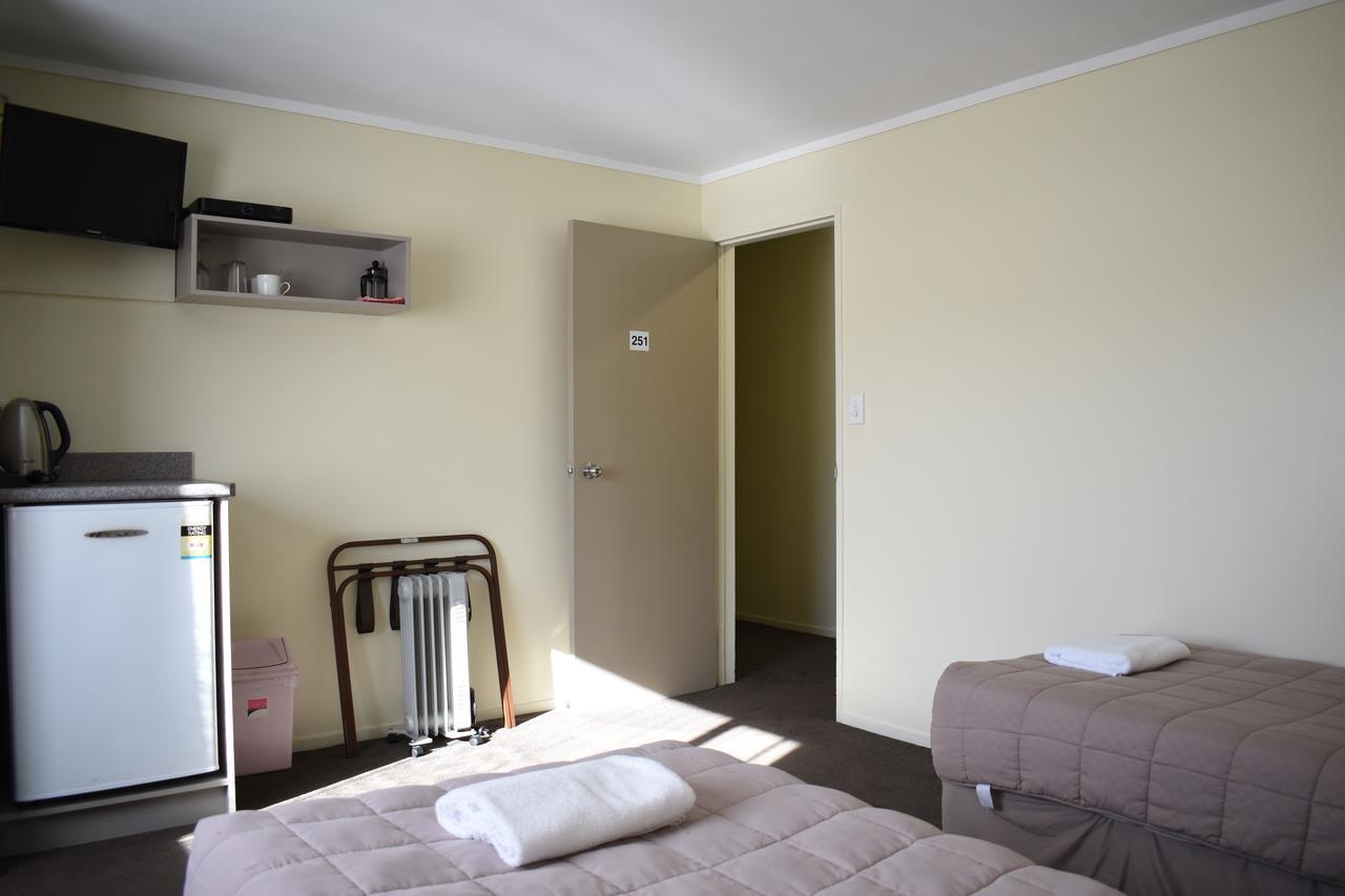 Devonwood Motel Rotorua Bagian luar foto